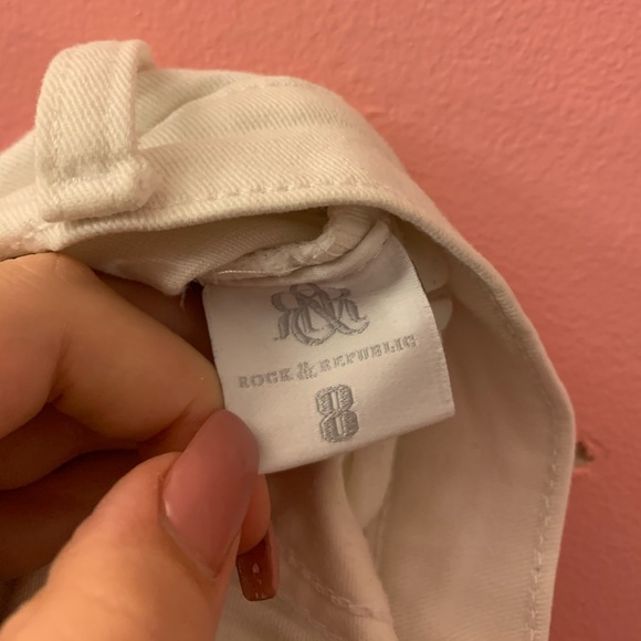 White Rock & Republic Skinny Jeans - Picture 2 of 3